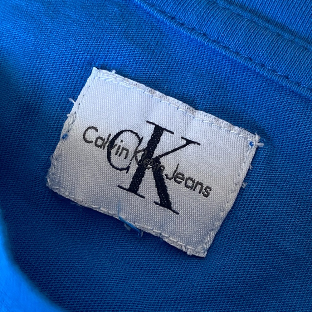 Small Calvin Klein T-shirt